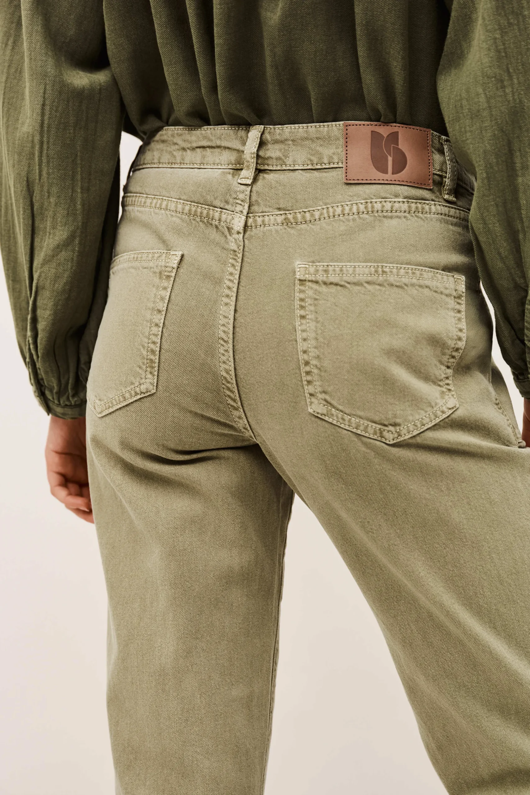 FALLY vaqueros slim € 175